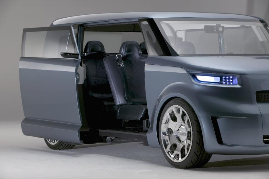  Scion t2B Concept 2005 года  (фото 18 из 21)